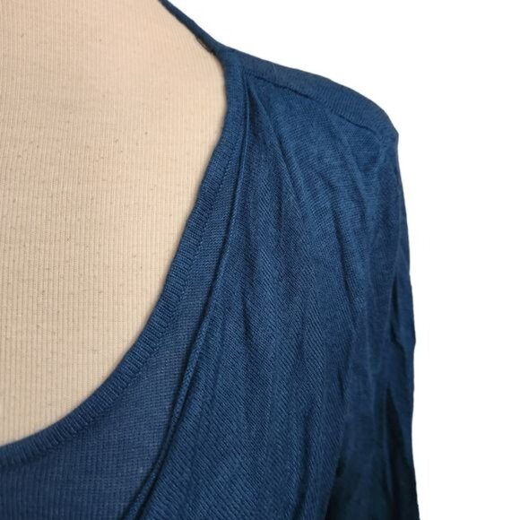 Thyme Medium Swoop Neck Business Casual Thin Sweater - Picture 2 of 4